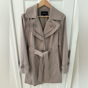 London Fog Trench Coat Raincoat Classic Tan Belted Mid Length Lined Women’s M